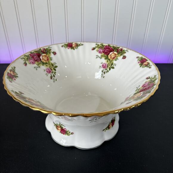 Royal Albert Vintage Old Country Roses Fluted, Footed Round Bowl 9.50” - Picture 1 of 7